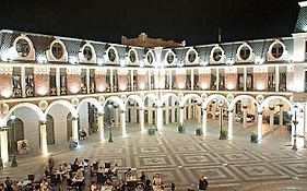 Piazza Four Colours